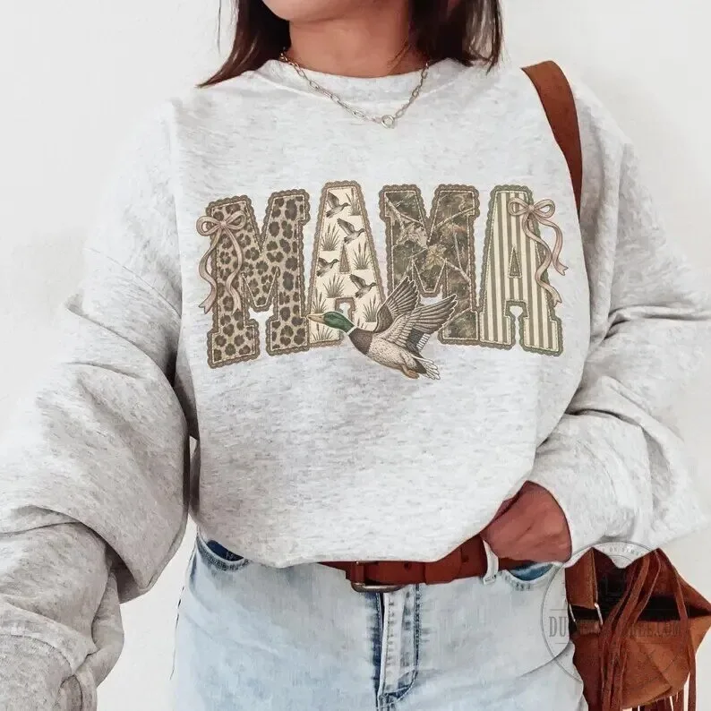 Duck Hunting Mama Camouflage Graphic Outdoors Mothers Day Gift Sweatshirt